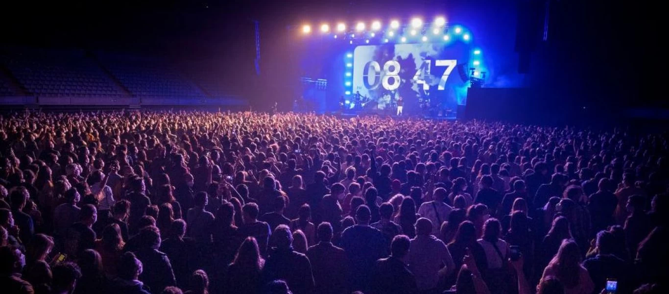 Η νέα πραγματικότητα: Μαζικές εκδηλώσεις για εμβολιασμένους προωθεί η Ελβετία